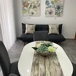 Casa Faneca - Faneca * نازاريه